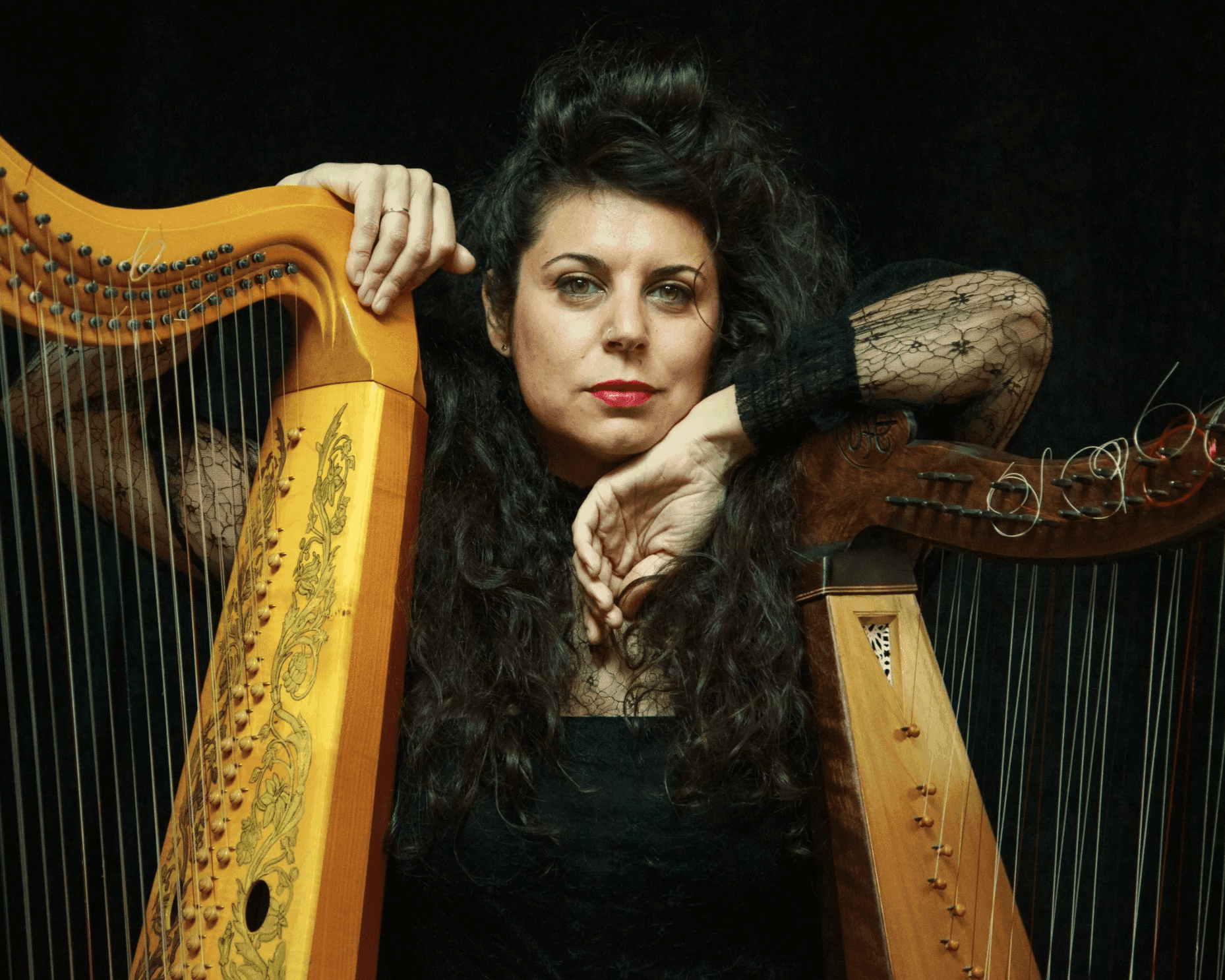 Sara Águeda (Arpa y voz)