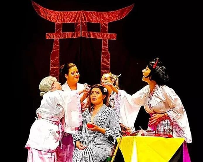 La leyenda de Mulán. Edmundo Chacour.